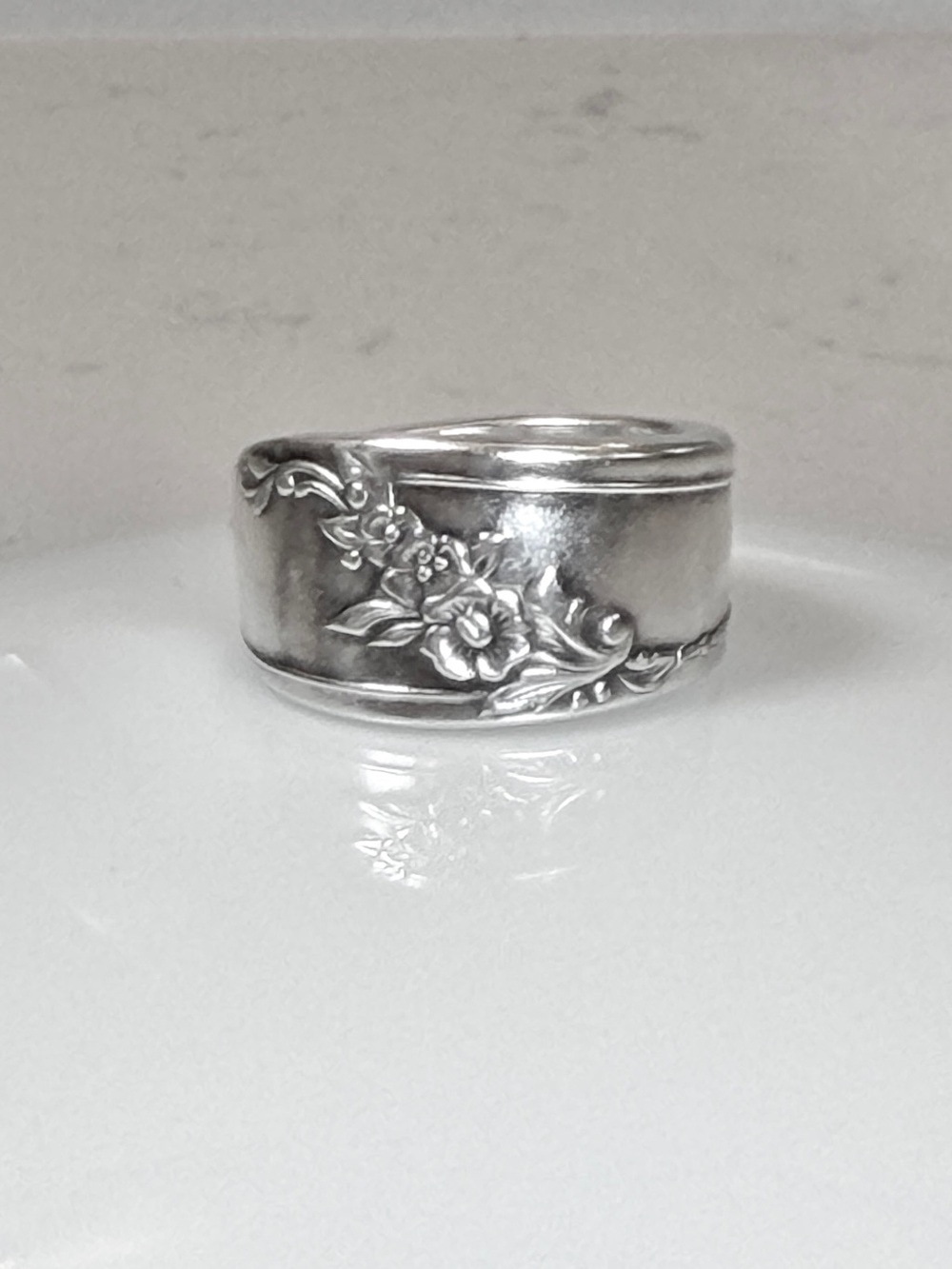 Vintage Silver Plated Spoon Ring Queen Bess Pattern size 7.5